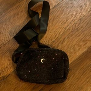 Zyia Crossbody Bag